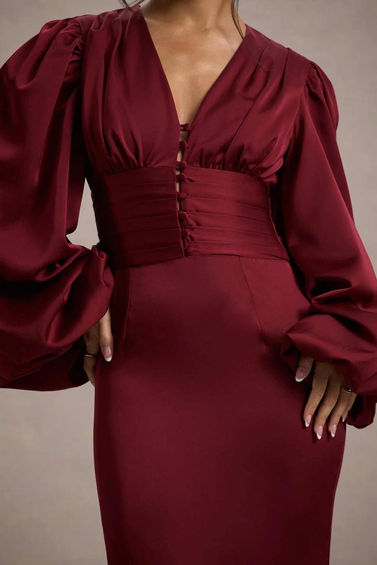 Maxi-Satin-Kleid